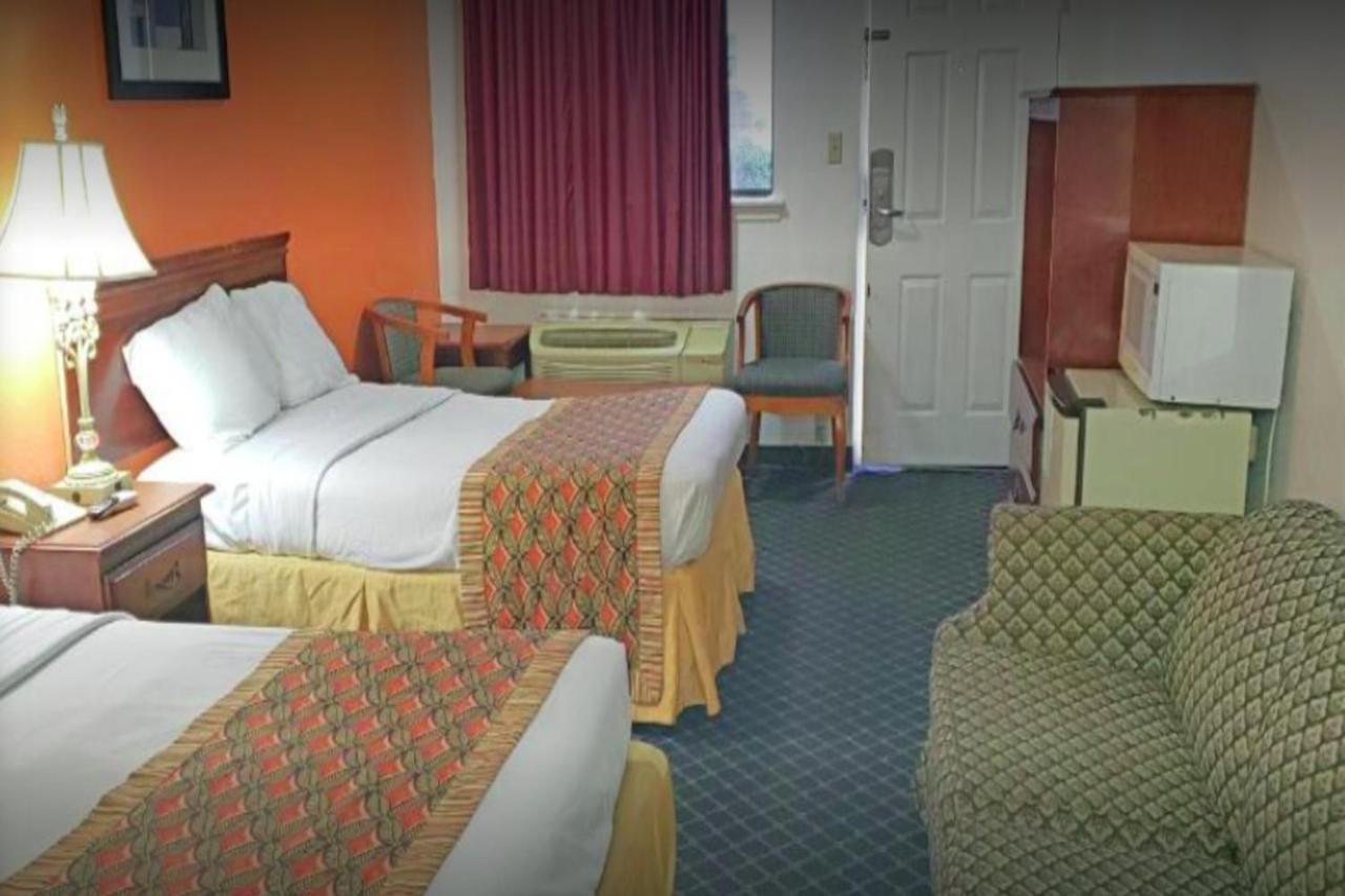 Oyo Hotel Richmond Hill Savannah Area I-95 Exterior foto
