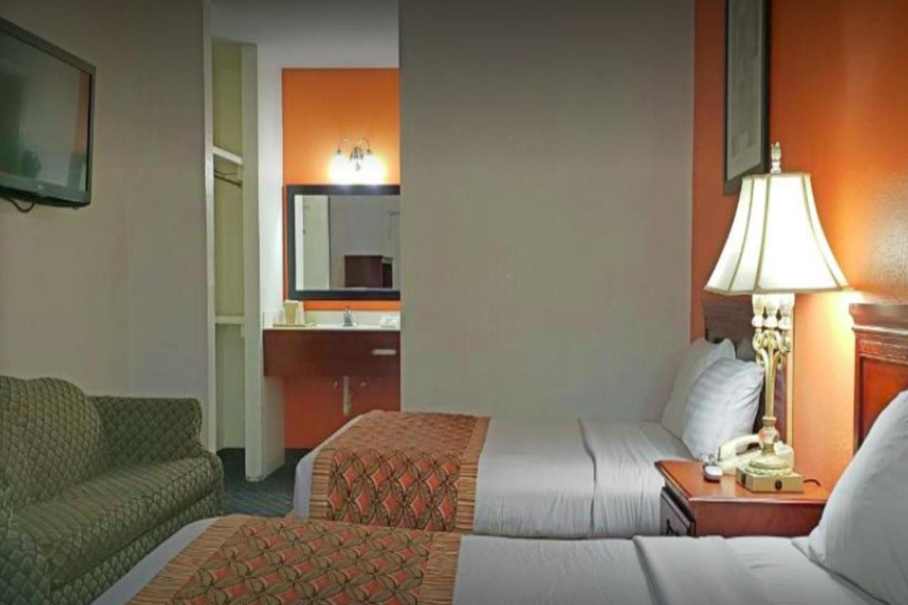 Oyo Hotel Richmond Hill Savannah Area I-95 Exterior foto